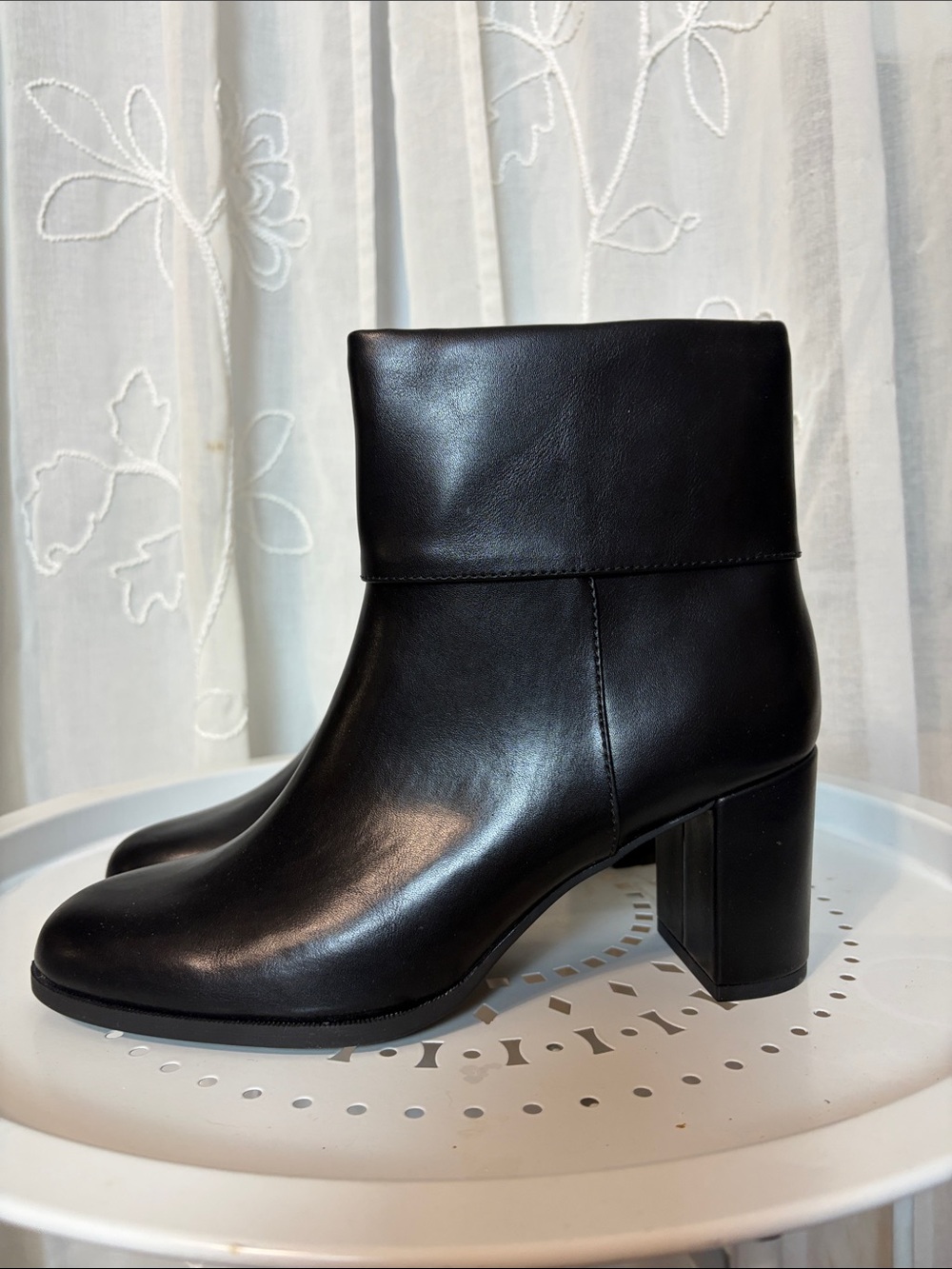 NWT NIB Macy’s Style & Co. Women's Black Leather Fold-Over Ankle Booties